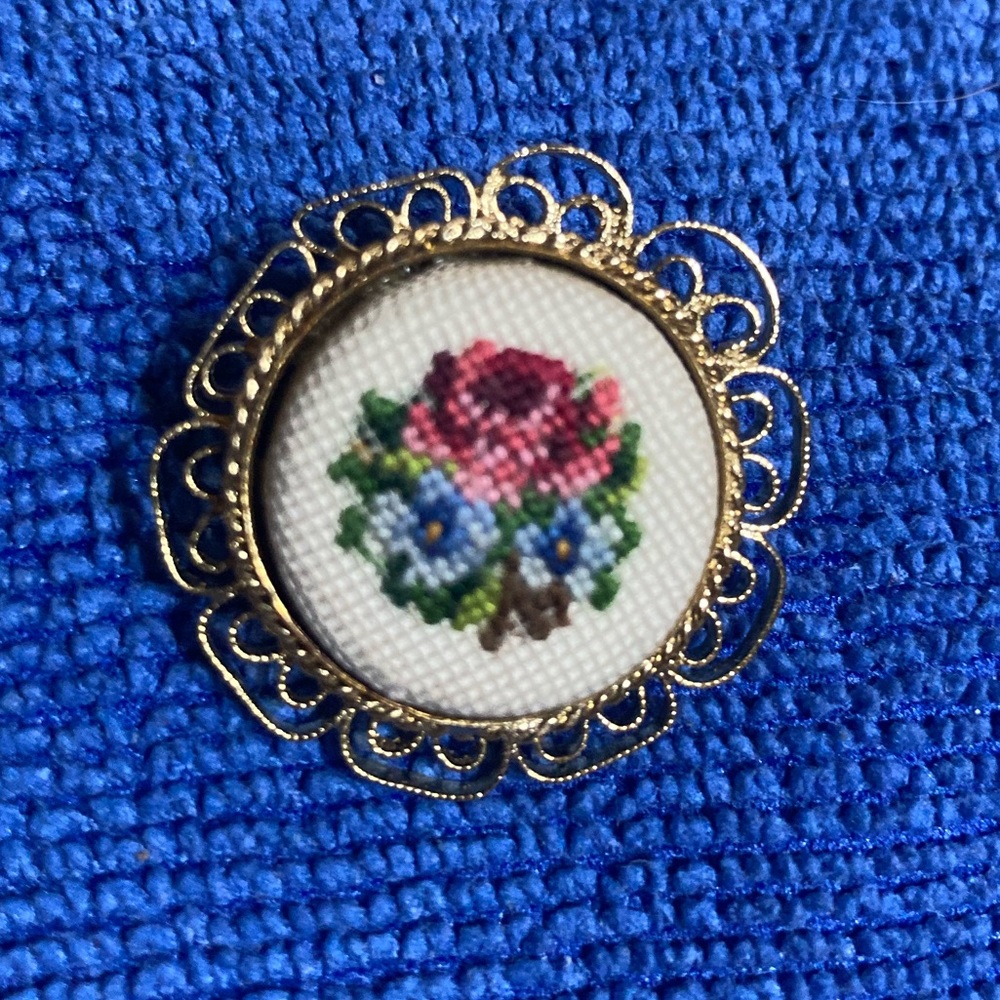 Vintage Needlepoint Rose Brooch